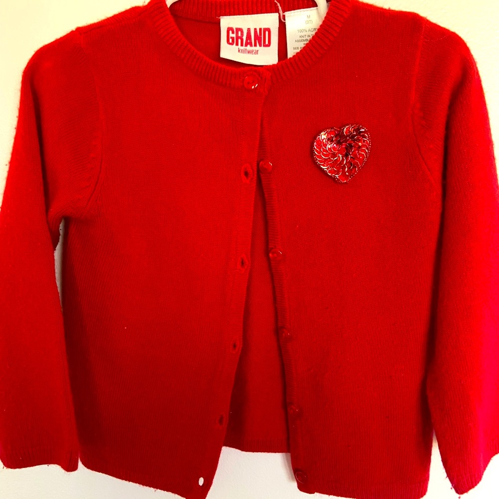 Very sweet red sweater by Grand knitwear